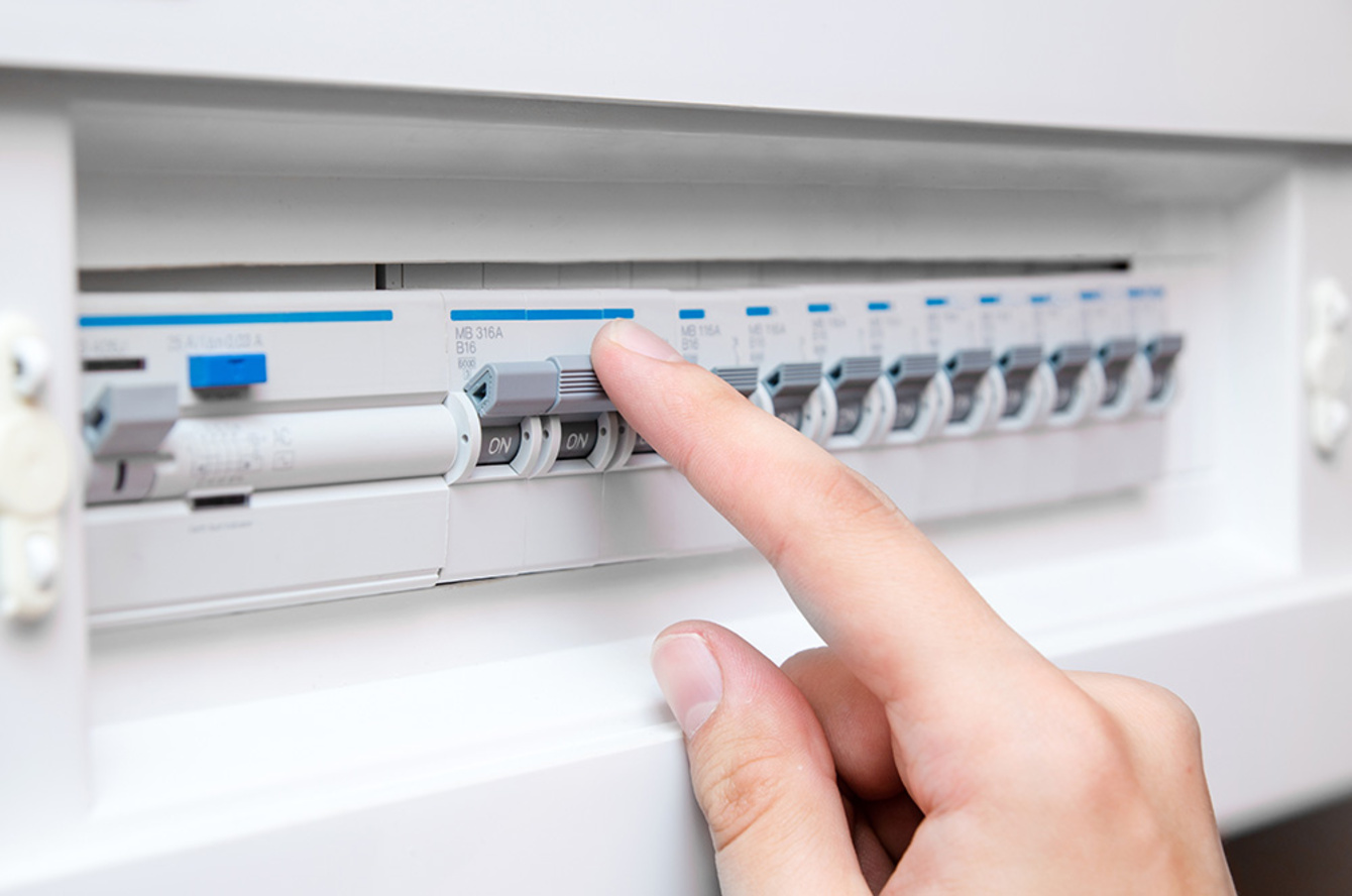 Schalt&shy;schrank&shy;bau bei Elektro-Schmidt in Denkendorf